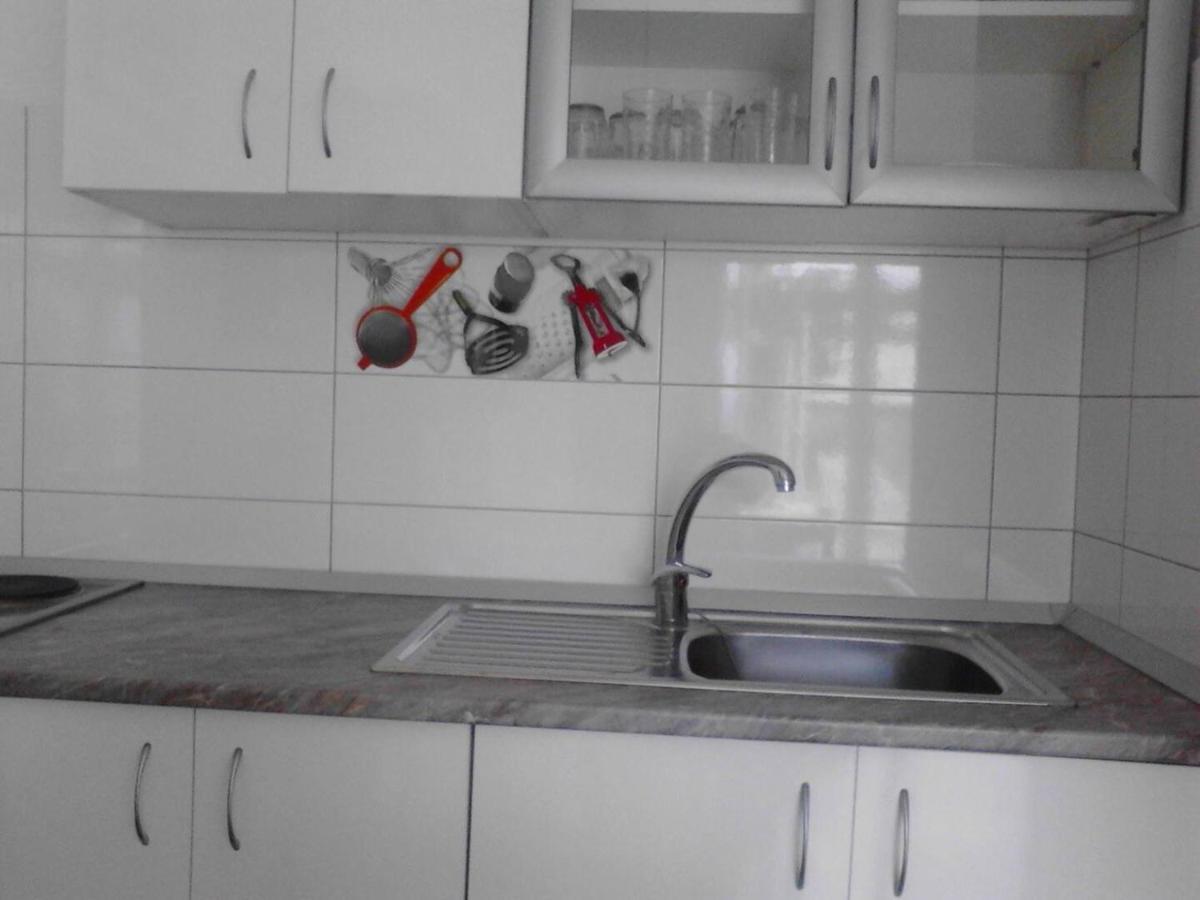 Apartments Adriana Bol Kültér fotó