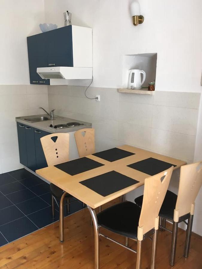 Apartments Adriana Bol Kültér fotó